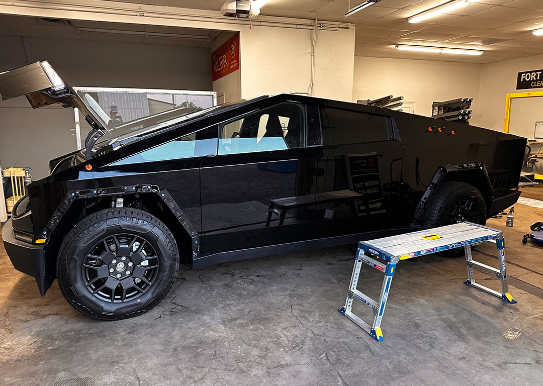 Tesla-Cyber-Truck-Black-PPF